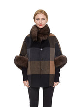 Load image into Gallery viewer, Cashmere blend poncho with fox trim