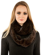 Load image into Gallery viewer, Knitted mink infinity scarf