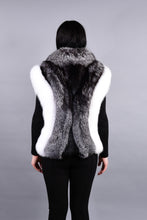 Load image into Gallery viewer, Women’s silver fox fur and white fox fur vest