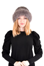 Load image into Gallery viewer, Knitted mink hat with fox fur trim