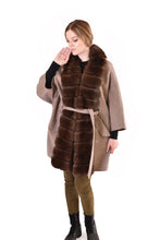 Load image into Gallery viewer, Cashmere blended cape with fox trim